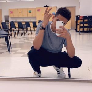 Meet your Posher, Jeancarlo